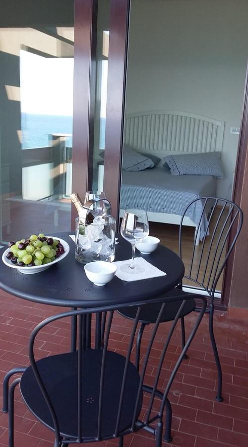 Attico Suite Spiaggia บารี ภายนอก รูปภาพ