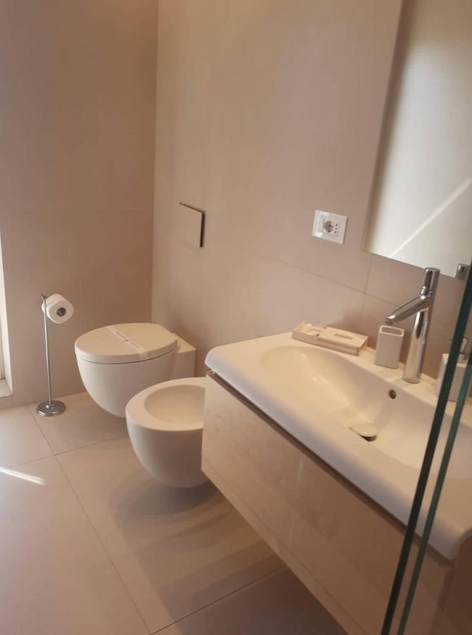 Attico Suite Spiaggia บารี ภายนอก รูปภาพ