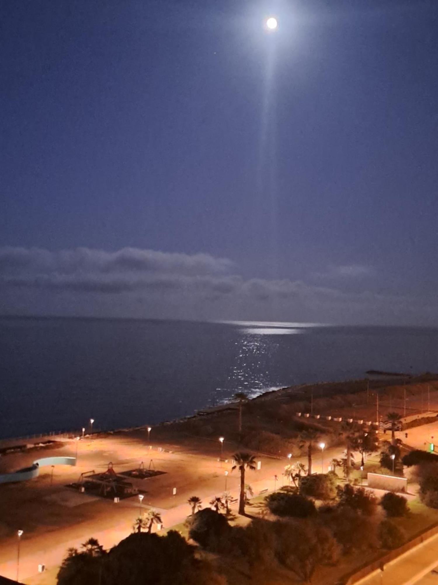Attico Suite Spiaggia บารี ภายนอก รูปภาพ
